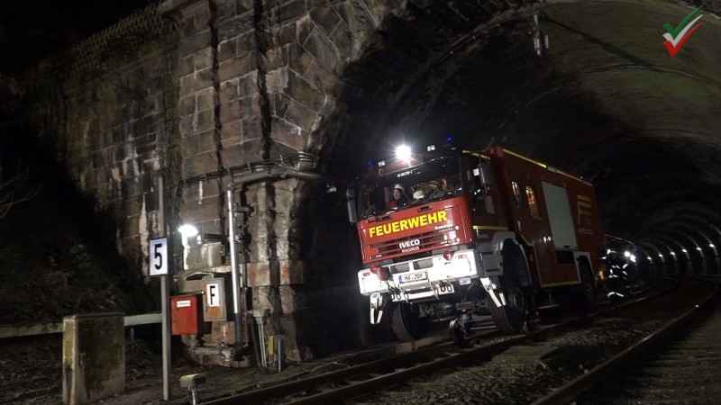 Nächtliche Großübung 2019 Feuerwehr Hagen im Goldbergtunnel