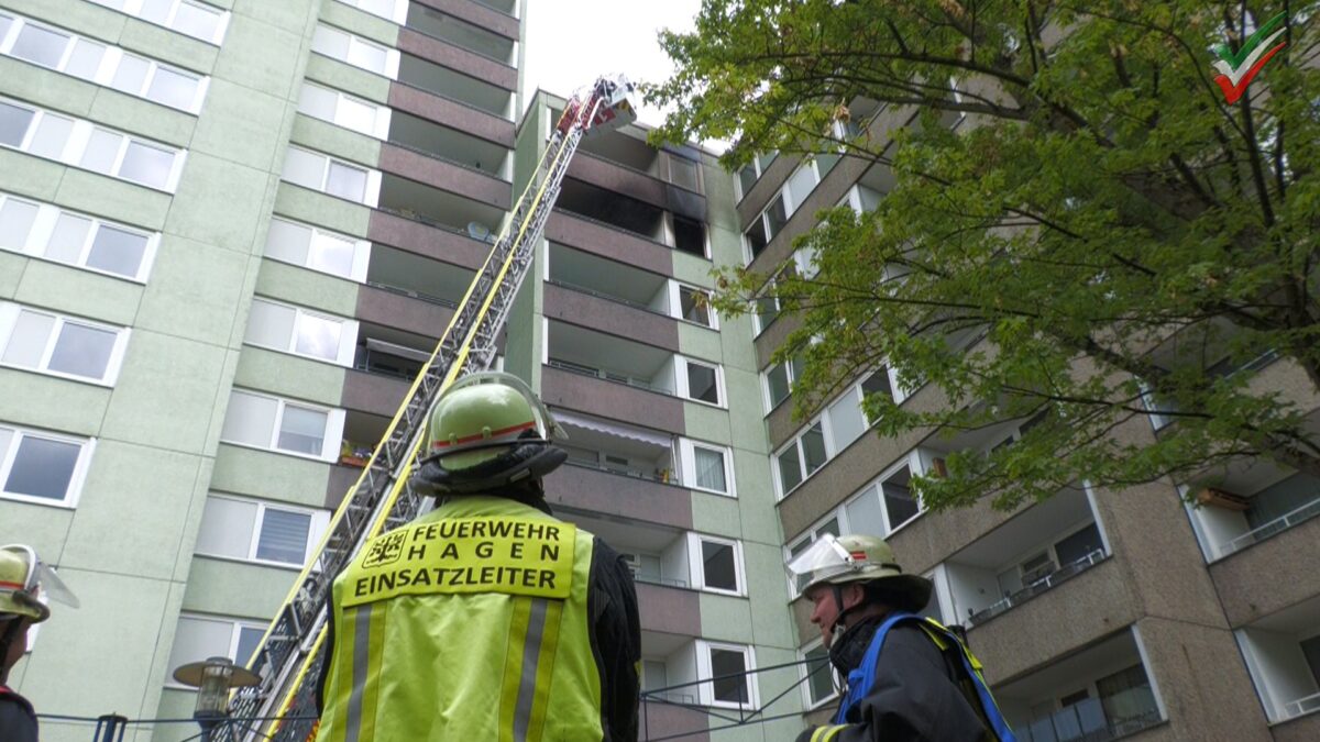 Wiederholt Feuer in Mehrfamilienhaus! 2 Brände in 48 Stunden | Kripo bittet um Hinweise