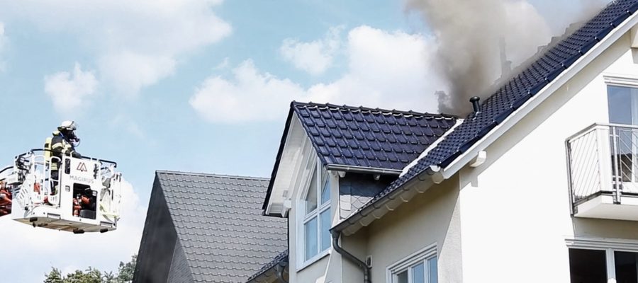 Feuerwehreinsatz Dachstuhlbrand in Hagen-Haspe